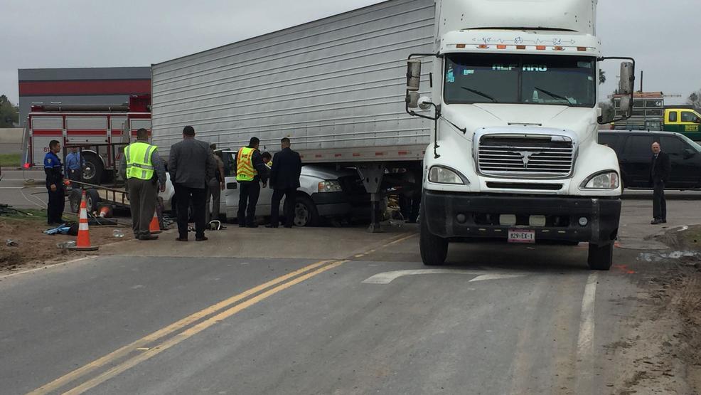 Crash With an 18-Wheeler Leaves One Man Injured